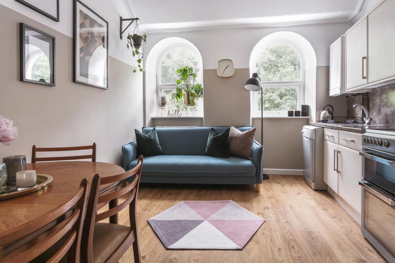 14 Church Street- Close To Windermere Train Station Екстериор снимка